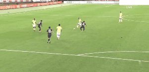 1760439822689023881.gif 【友谊赛】两球领先遭逆转 巴西2比3不敌日本