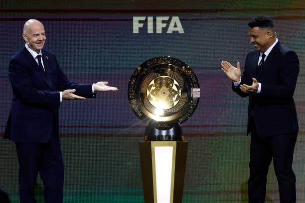 1733448652015066352.jpg 开云官网-世俱杯小组对阵出炉,匆匆上马问号多于感叹号