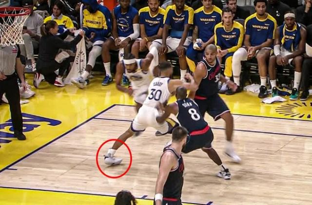 1730110460184029375.png 开云平台-库里崴脚 希尔德哑火 勇士蜜月期来得快去得更快