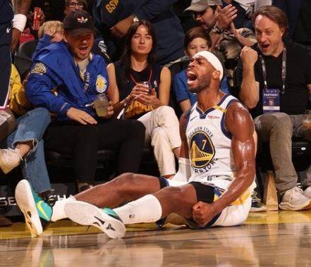 1730110696204050365.png 开云平台-库里崴脚 希尔德哑火 勇士蜜月期来得快去得更快