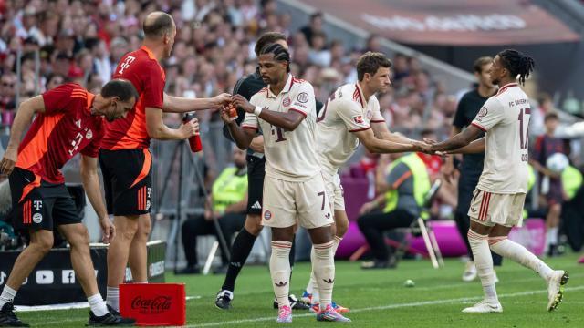 1725249349440037561.jpeg 开云入口-穆勒的“纪录秀”和孔帕尼的“整活秀”,被裁判抢了戏