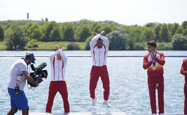 1723187294618079339.jpg 开云登录-【夜读】斗皇强者恐怖如斯