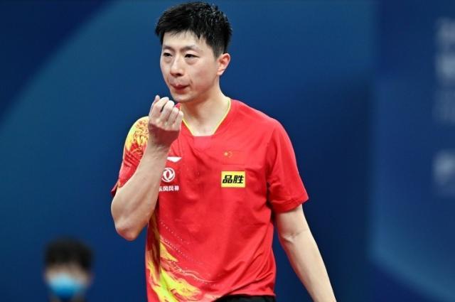 1711731436947012558.jpg 开云登录-【早报】他留下!阿隆索亲承留队!