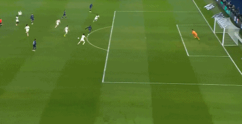 开云入口-登贝莱谈第二球:我本想直接打门,看门将站位偏前就选了挑射