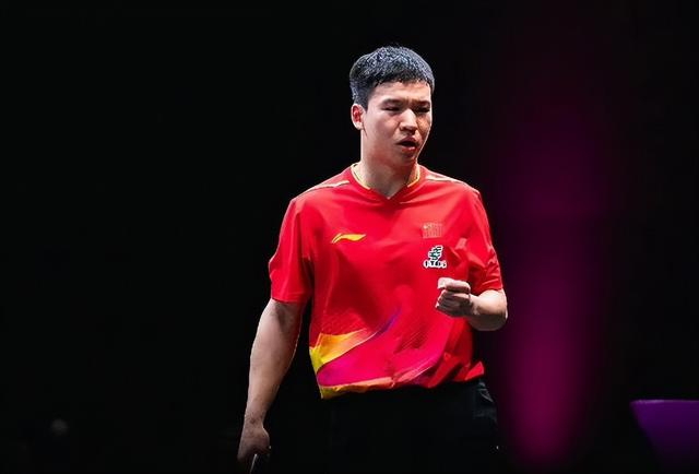 国乒男单连吃败仗！张本智和3-1胜神经刀，再破防线晋级冠军赛8强|周启豪|向鹏|樊振东|马龙|世乒赛_新浪体育_新浪新闻