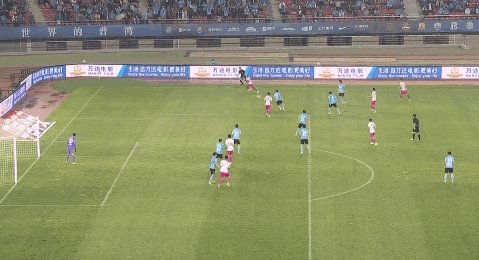 开云平台-【中超】董岩鋒破门朱建荣3分钟2球 大连人1比2申花