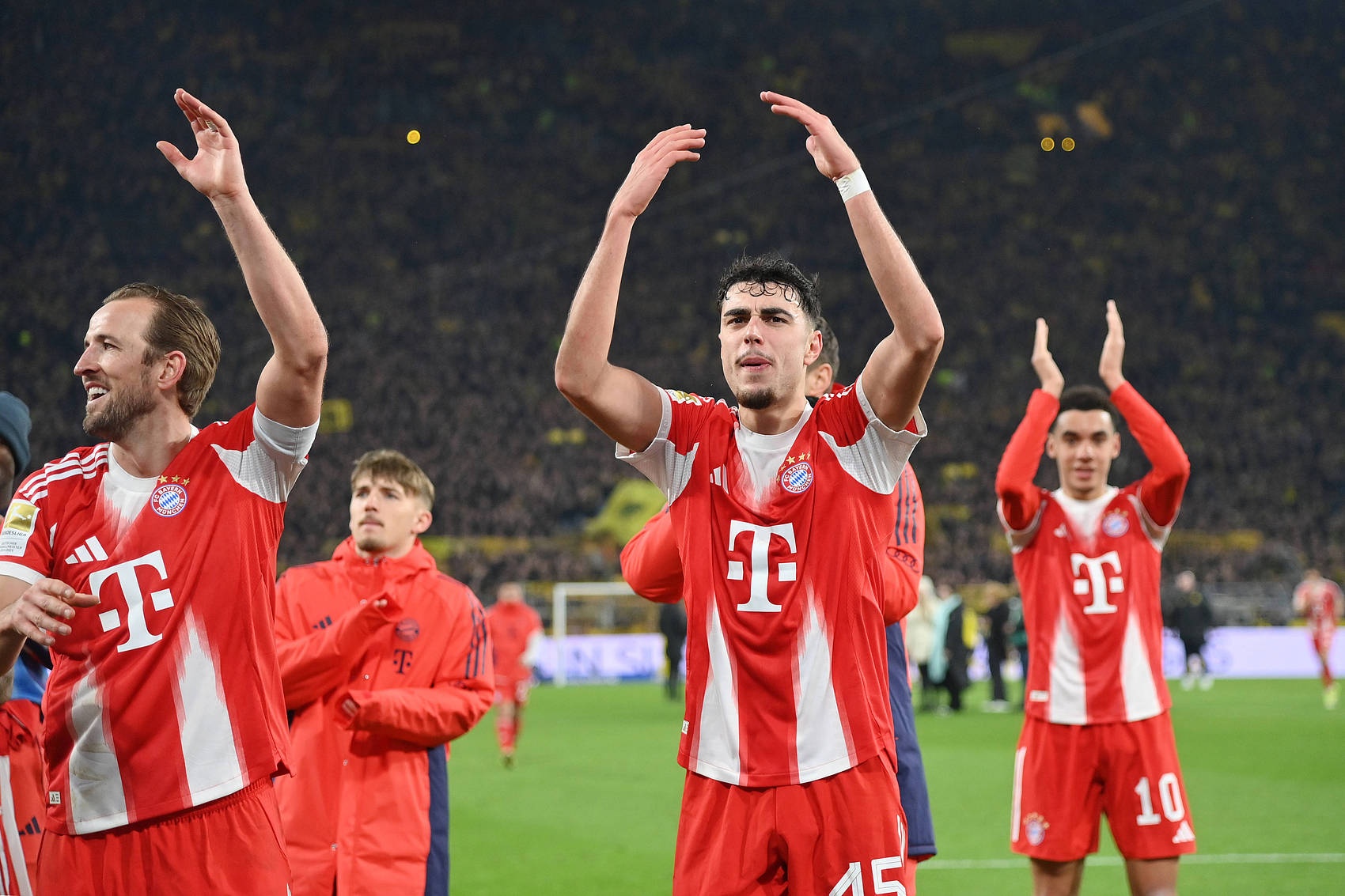 开云入口-帕夫洛维奇:很高兴被比作克罗斯 我这个位置一直仰慕布斯克茨