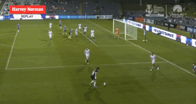 开云官网-麦克阿瑟FC2-2珀斯光荣,库尔托两次失误导致丢球