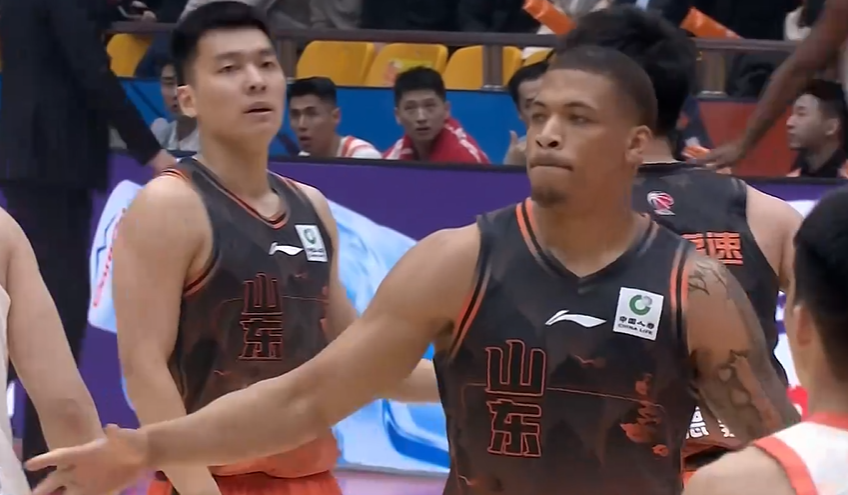 开云登录-CBA山东男篮逆转江苏,新外援首秀8分,珀赛尔37分陈林坚立功