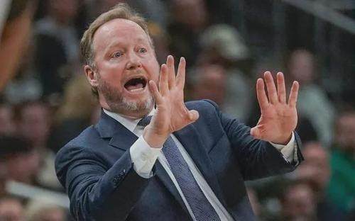 开云入口-【观察】重返东决！雄鹿迎来全面提升 总冠军可期